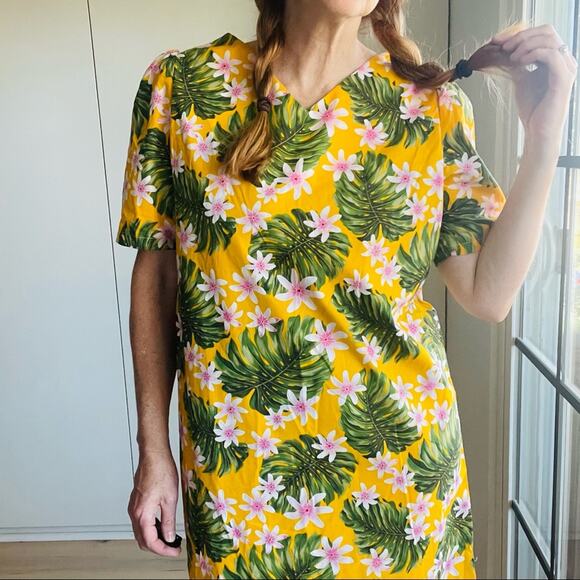 Vintage Hawaiian Mumu Dress Midi Yellow Pink Tropical Print Vacation Size Medium - Picture 6 of 11